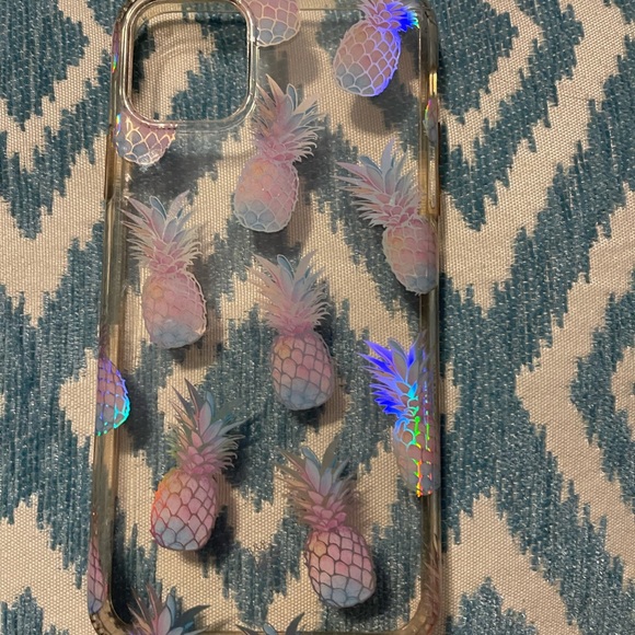 Velvet Caviar iphone 11 Pro Max Case - Picture 1 of 2